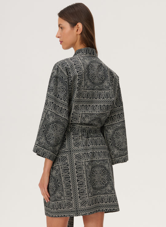 Kimono z bawełny we wzór bandany w kolorze czarnym - Liu