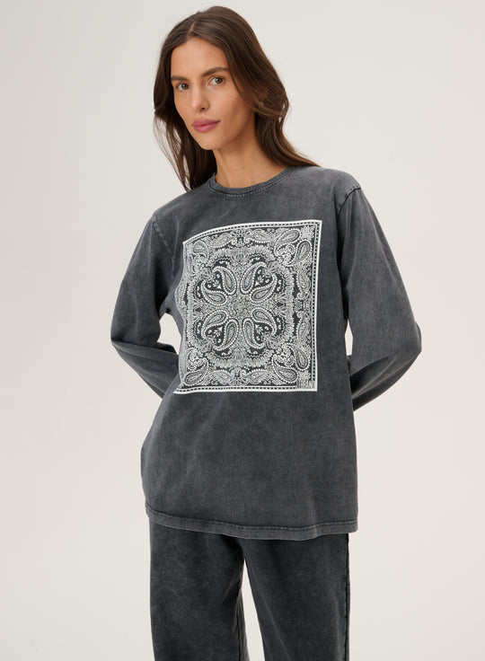 Longsleeve z dzianiny w kolorze szarym z nadrukiem bandany - Nero