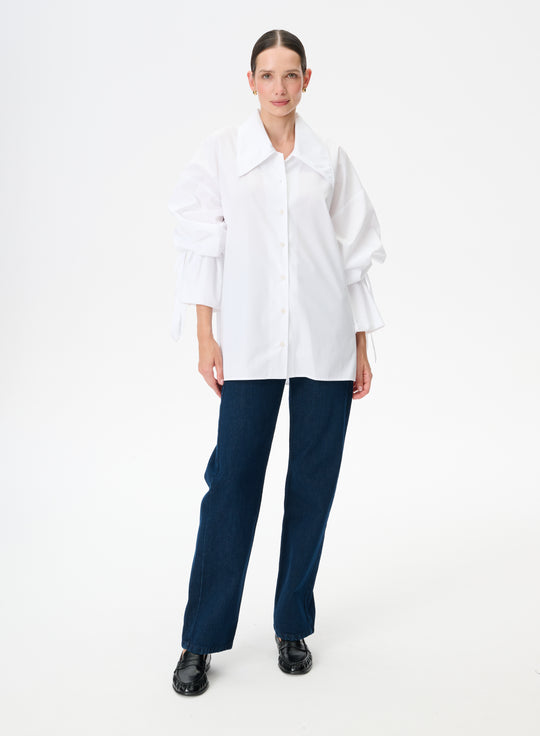 Cotton shirt with ties on the sleeves in white - Rosa