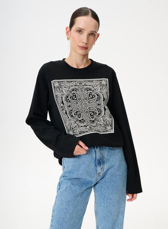 Longsleeve z dzianiny z nadrukiem bandany w kolorze czarnym - Nero